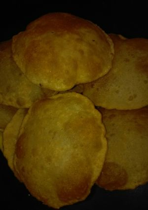 A picture of Poori.