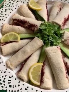 صورة لوصفة رولات التوست بالدجاج 🥪