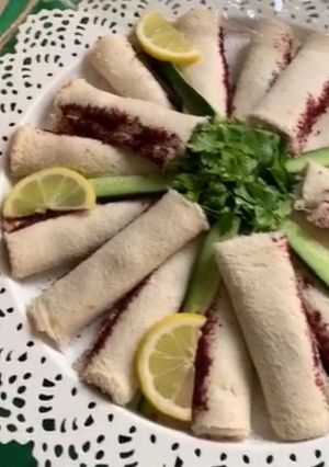 صورة لوصفة رولات التوست بالدجاج 🥪