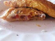 Una foto de cena de omelette