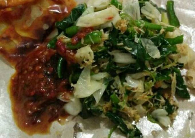 Urap sayur pedas