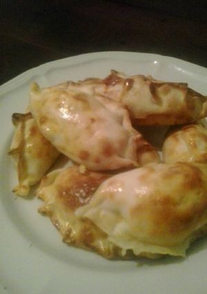 Una foto de Empanadas de Pollo ♡♡