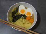 Una foto de ramen chino