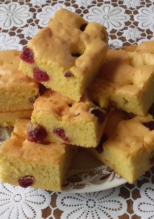 Meggyes piskóta recept fotója