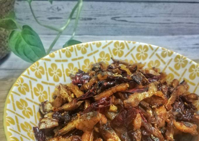 Resipi Ikan Kering Goreng Berlada Oleh Ana Ahmad Cookpad