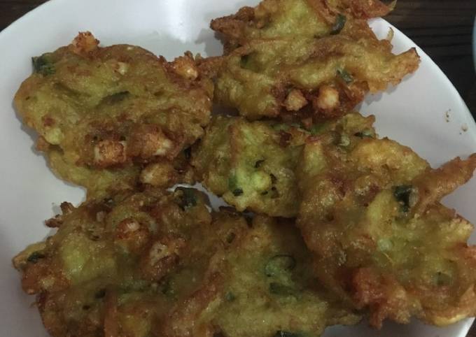 Yuk intip, Resep gampang memasak Bakwan Jamur Udang yang menggugah selera