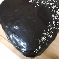 A picture of Chocolate truffle cake.