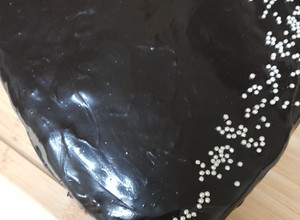 A picture of Chocolate truffle cake.
