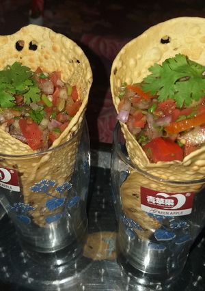 A picture of Masala cone papad.