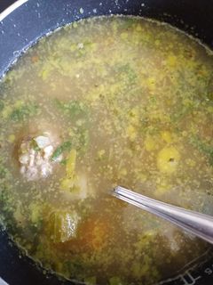 A picture of Meatball soup.