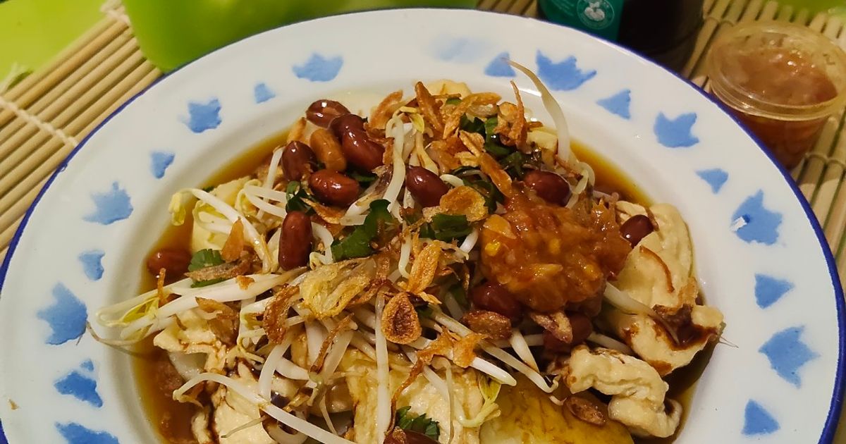 Lontong Tahu Kuah Kecap Segar