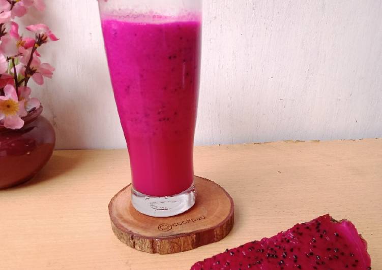 Cara menyajikan Smoothie Buah Naga , Lezat