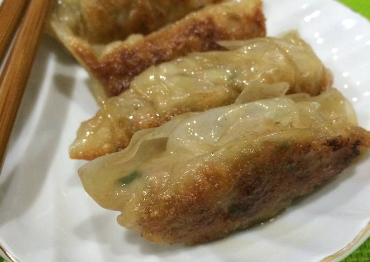 Cara Bikin GYOZA (GUO TIE DUMPLING) versi Halal 😃 Enak dan Antiribet