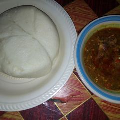 A picture of Tuwon semovita da miyan danyen kubewa.