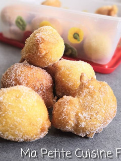 Une photo de Püpperchen, petits beignets alsaciens
