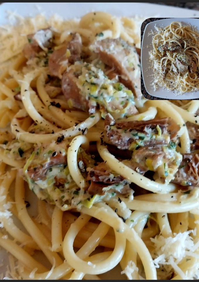 Una foto de Bucattini con hongos deliciosos!🍜🍄