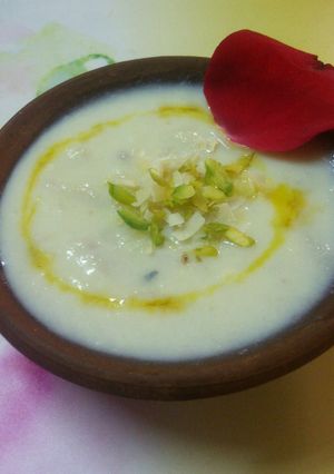 A picture of Sitafal basundi.