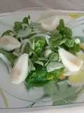 Ensalada de berro cebolla y pera