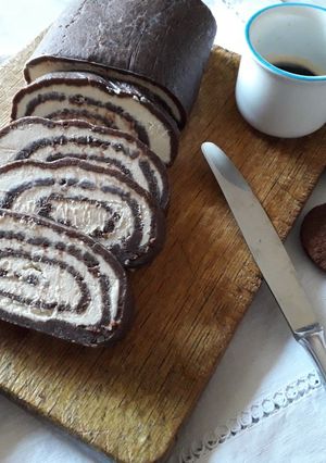 Foto di Rotolo caffè e cioccolato, senza cottura