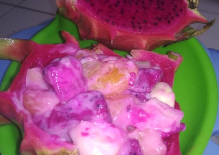 Bumbu Salad buah naga merah sajian cepat kilat | Cara Bikin Salad buah naga merah sajian cepat kilat Yang Enak Dan Lezat