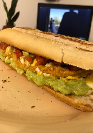 Una foto de Sándwich veggie 🔥