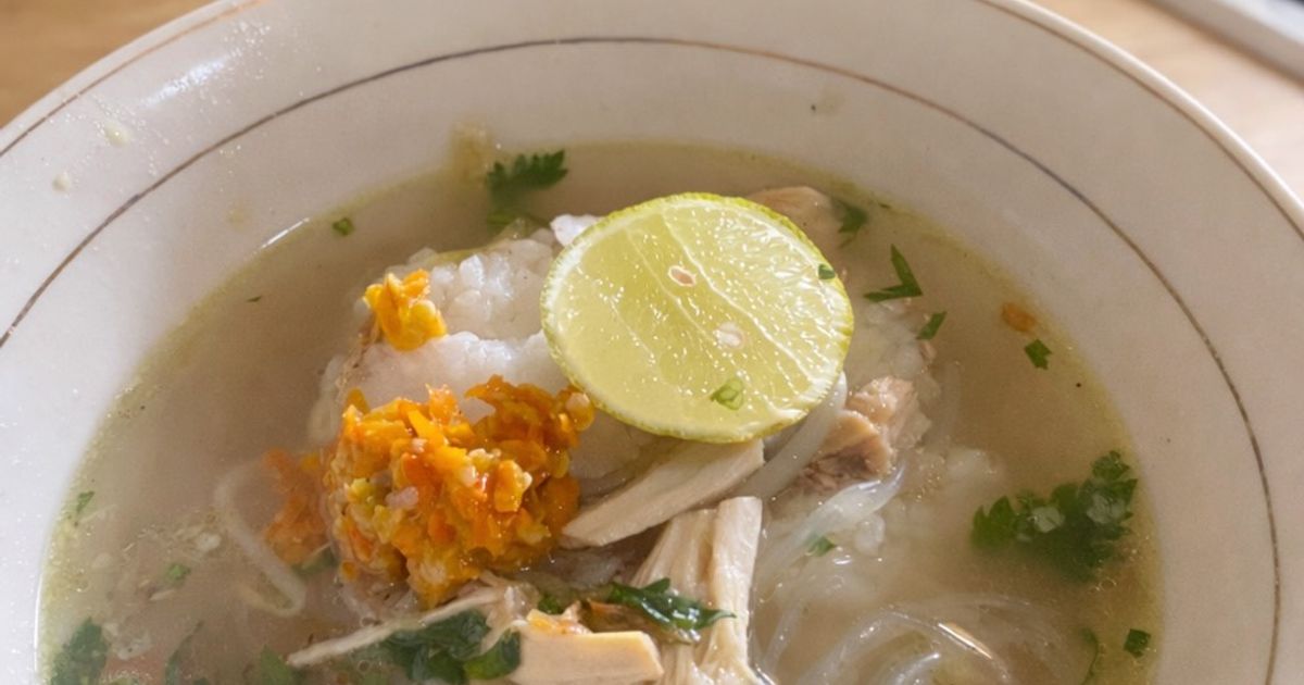 Sop Ayam Pak Min Klaten