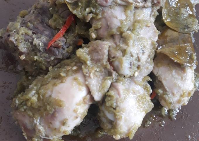 Ayam Cabe Ijo