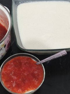 Una foto de Postre con yogurt natural (kumis)