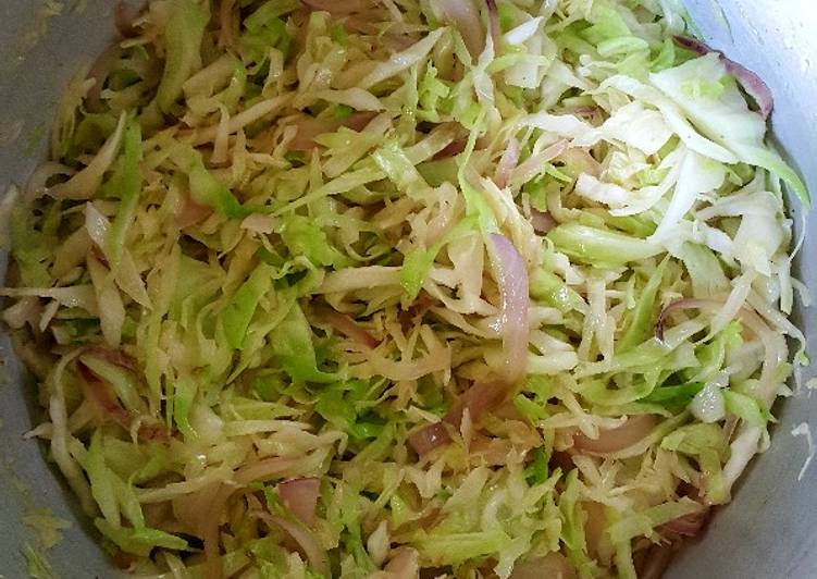 Recipe of Award-winning Onion Cabbage Stir Fry