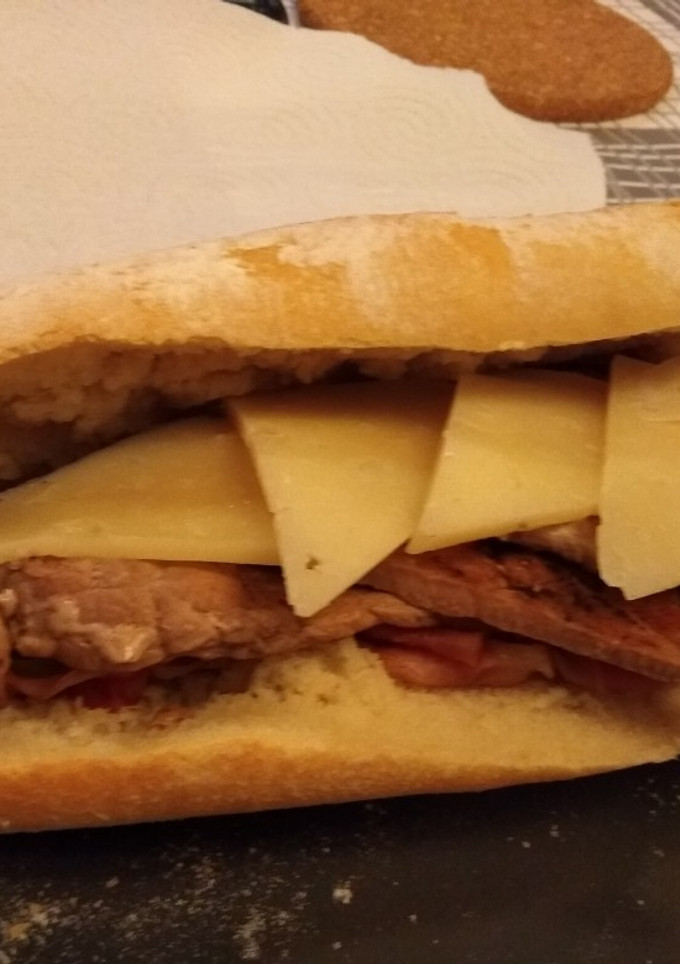 Una foto de Pepito Ibérico con toque picante