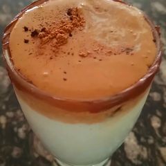 A picture of Oreo Nutella Shake.