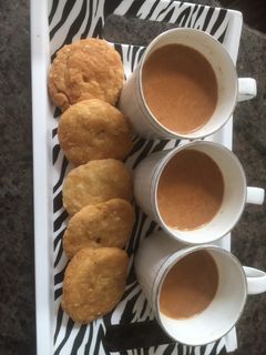 तुलसी,अदरक और इलायची की चाय (Tulsi Adrak aur elaichi ki chai recipe in hindi) रेसिपी मुख्य फोटो