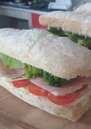 Una foto de Sándwich de Brócoli