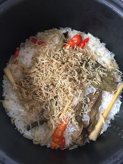 Foto resep Nasi liwet rice cooker