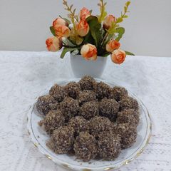 A picture of Nuts chocolate nariyal ladoo.