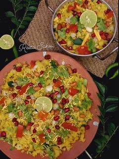 स्टीम्ड इंदौरी पोहे (Steamed indori pohe recipe in hindi) रेसिपी मुख्य फोटो