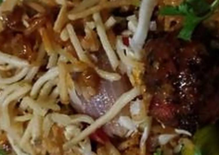 Recipe of Favorite Delicious Manchurian schezwan rice