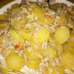 Break fast idea (potatoes and egg) A picture of Break fast idea (potatoes and egg).