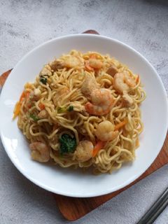 Foto resep Chinese Fried Noodles / Mie Goreng Panjang Umur
