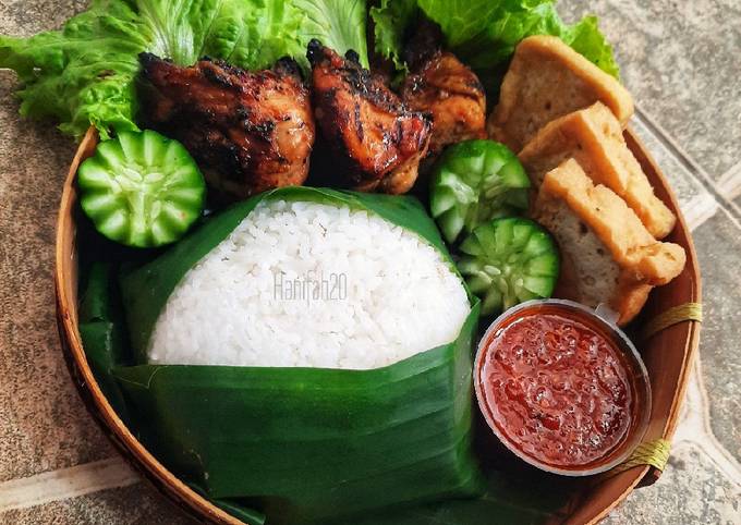 Ayam bakar bumbu rujak