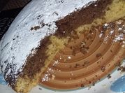 Una foto de torta marmolada con harina comun