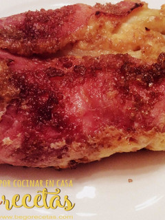 Una foto de Pastelitos de espárragos blancos y jamón de york caramelizados