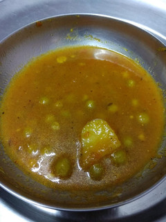 आलू मटर की सब्जी (Aloo Matar ki sabji recipe in hindi) रेसिपी मुख्य फोटो