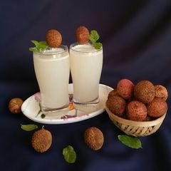 A picture of Litchi lemonade.