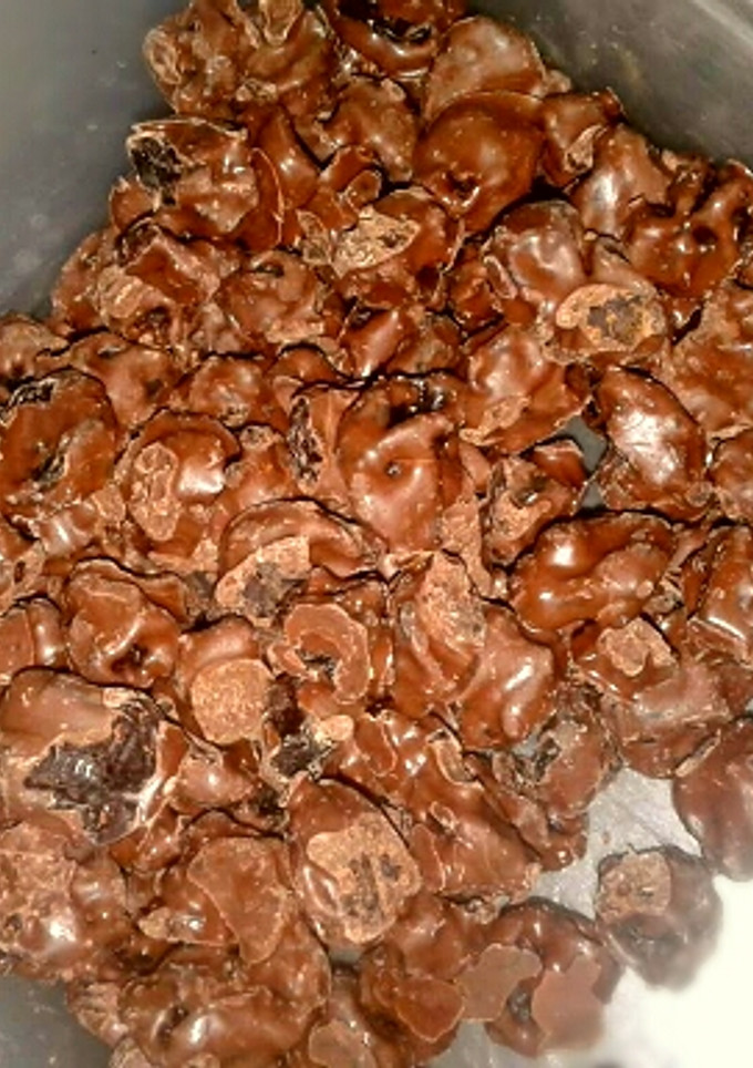 Una foto de Pasas de uva bañadas en chocolate