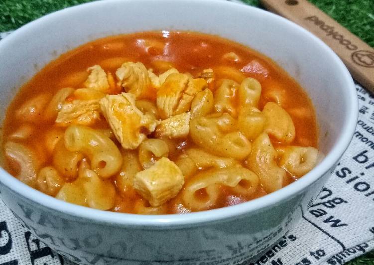 Langkah Mudah untuk Menyiapkan Bolognaise macaroni soup Anti Gagal