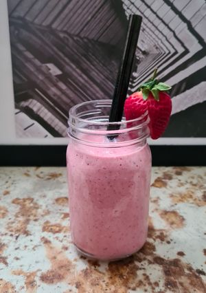 Una foto de Smoothie de fresa con colágeno