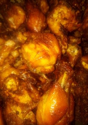 A picture of Fried marinated chicken.