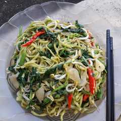 รูปของ Mie Goreng Toge Daun Selada