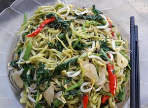 Foto resep Mie Goreng Toge Daun Selada